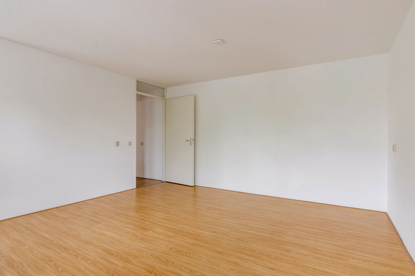 Foto 19 van Renoirstraat 144