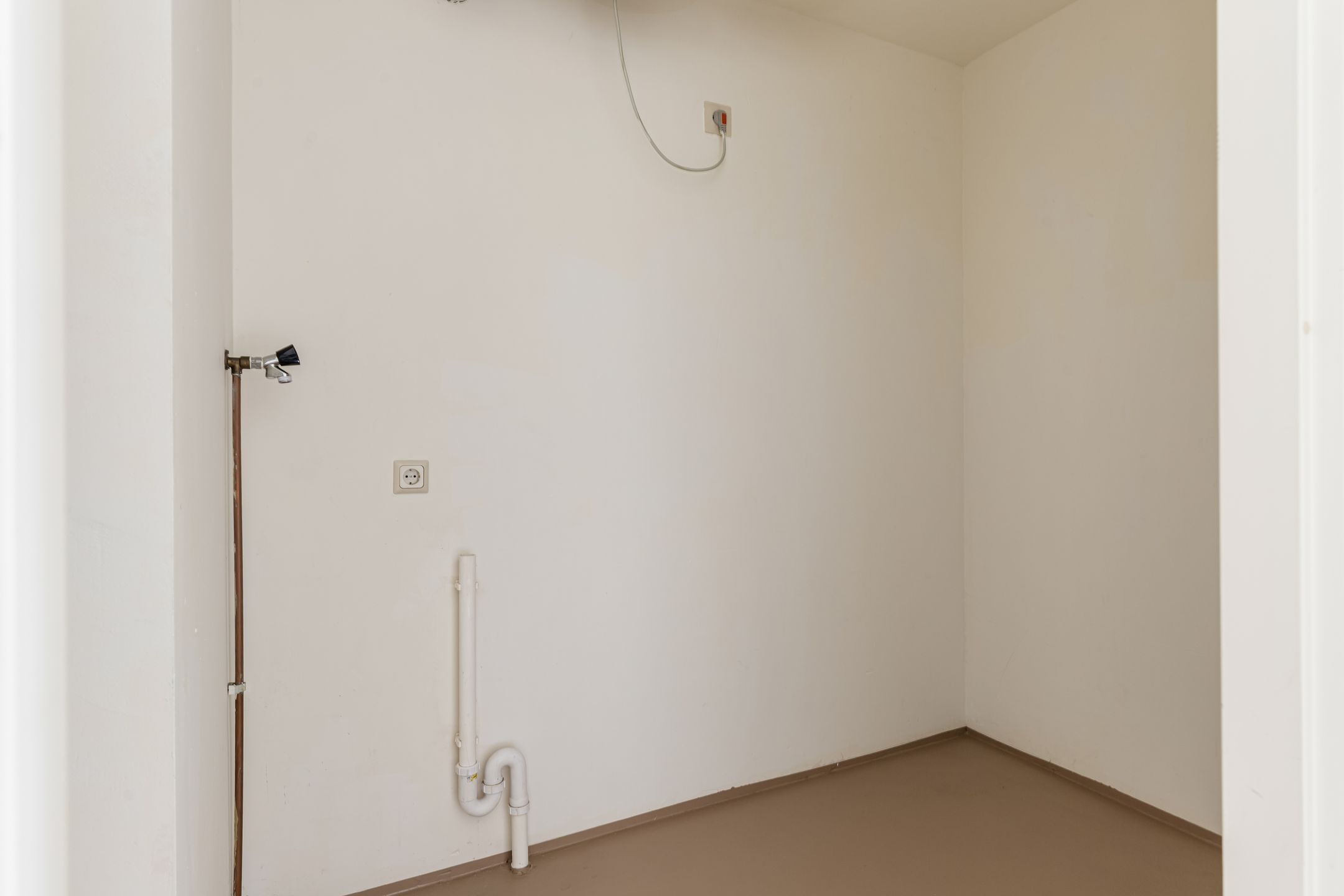 Foto 27 van Renoirstraat 144