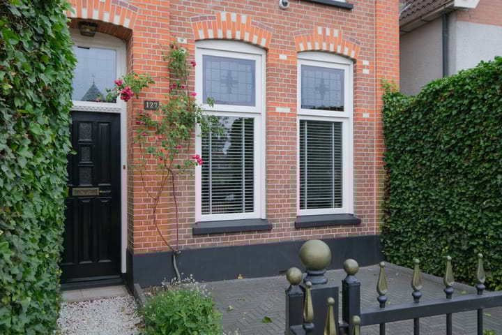 Foto 2 van Ambtstraat 127