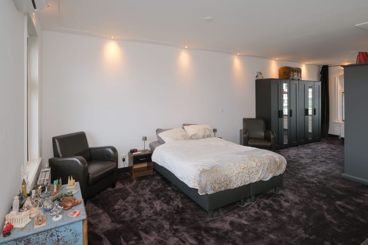 Foto 15 van Ambtstraat 127