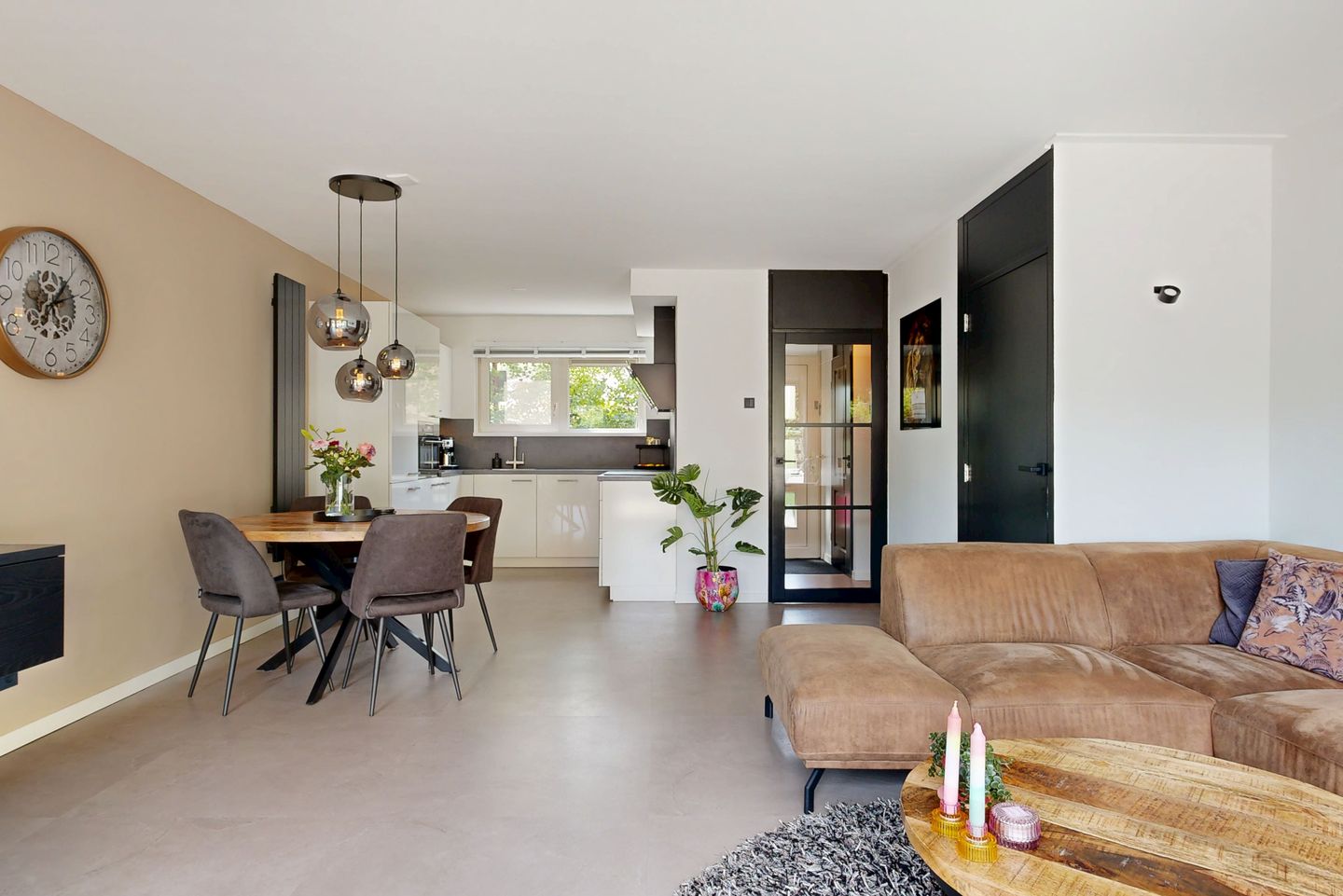 Foto 4 van Barmsijs 23