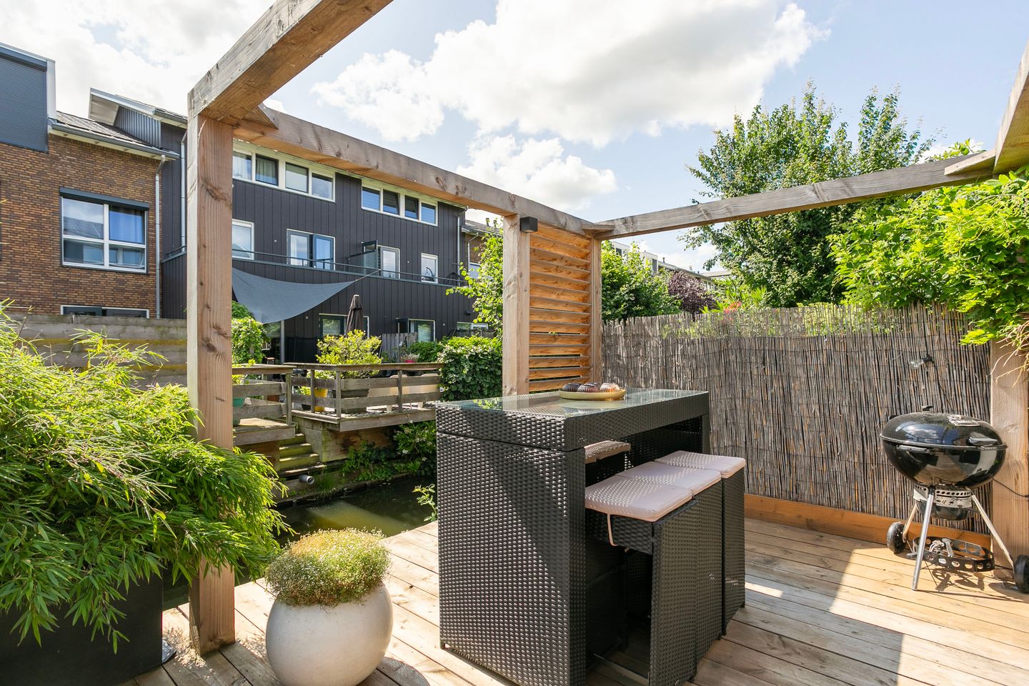 Foto 5 van Anton Pieckhof 3