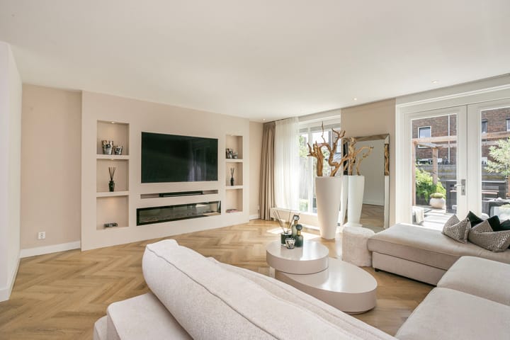 Foto 11 van Anton Pieckhof 3