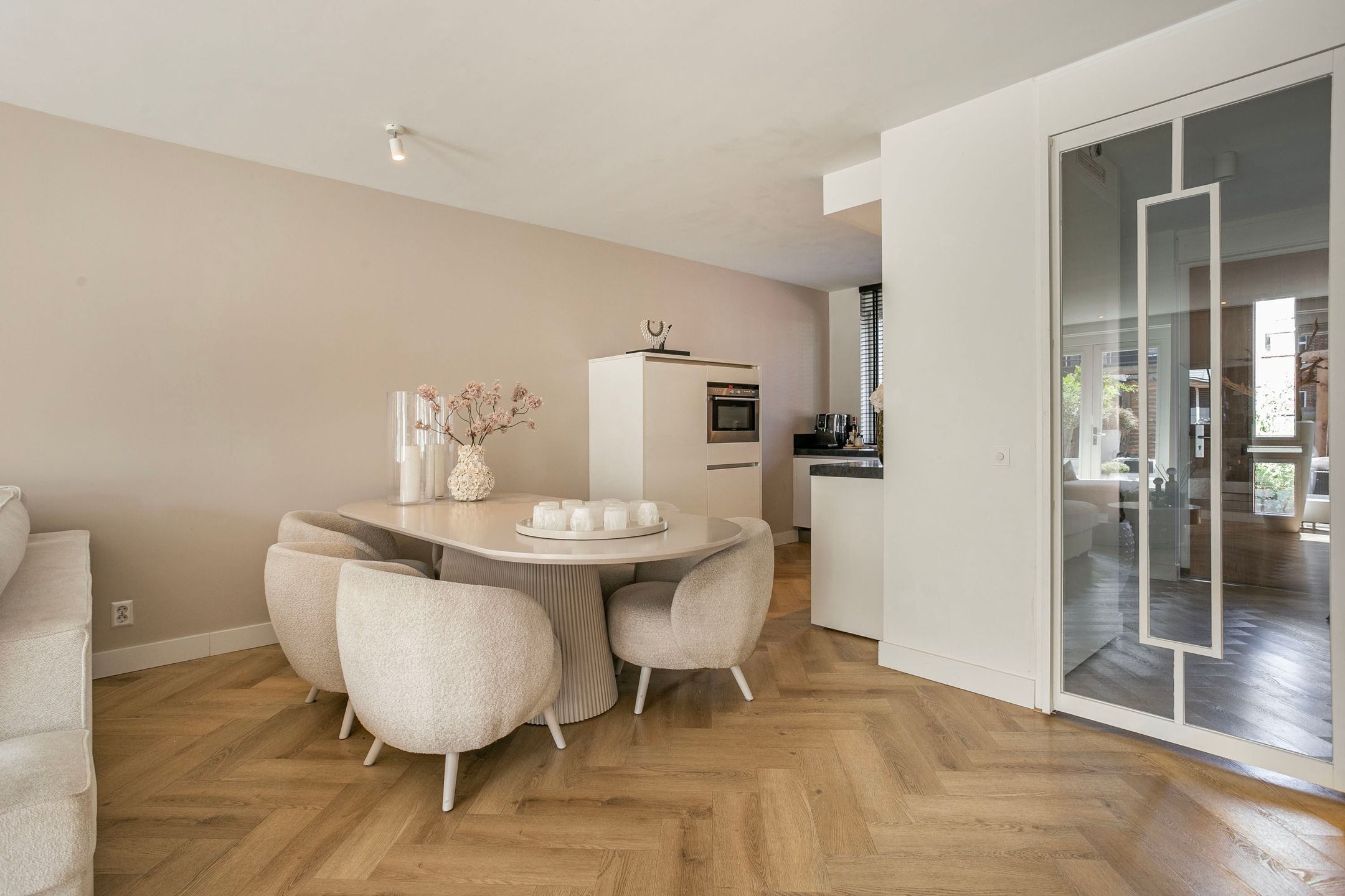 Foto 12 van Anton Pieckhof 3