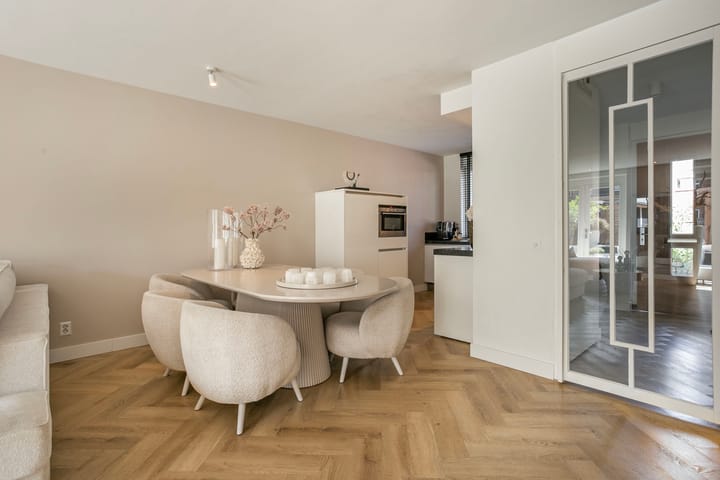 Foto 12 van Anton Pieckhof 3