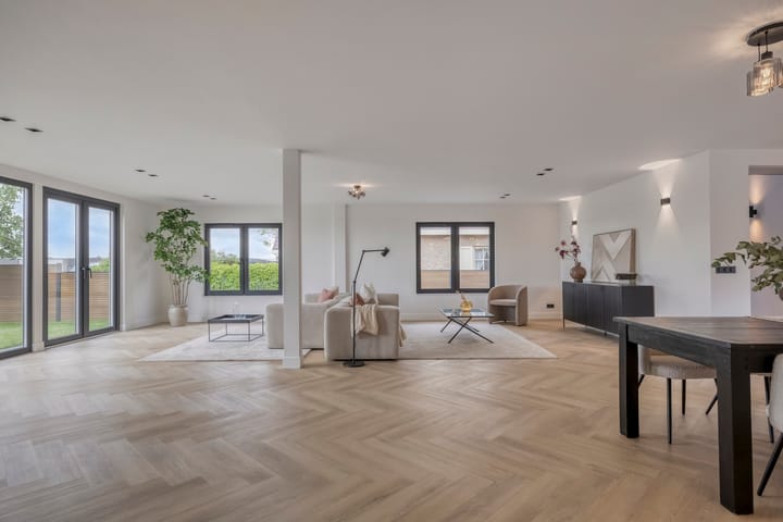 Foto 14 van Oosteinderweg 320