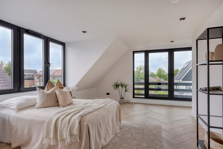 Foto 28 van Oosteinderweg 320