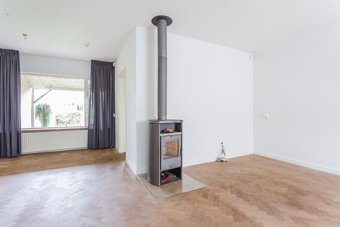 Photo 10 of Van Oldenbarneveltstraat 84