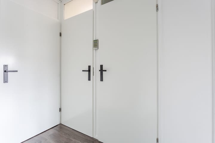 Foto 21 van Van Oldenbarneveltstraat 84