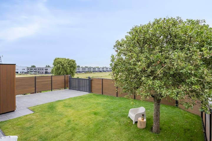 Foto 43 van Oosteinderweg 320