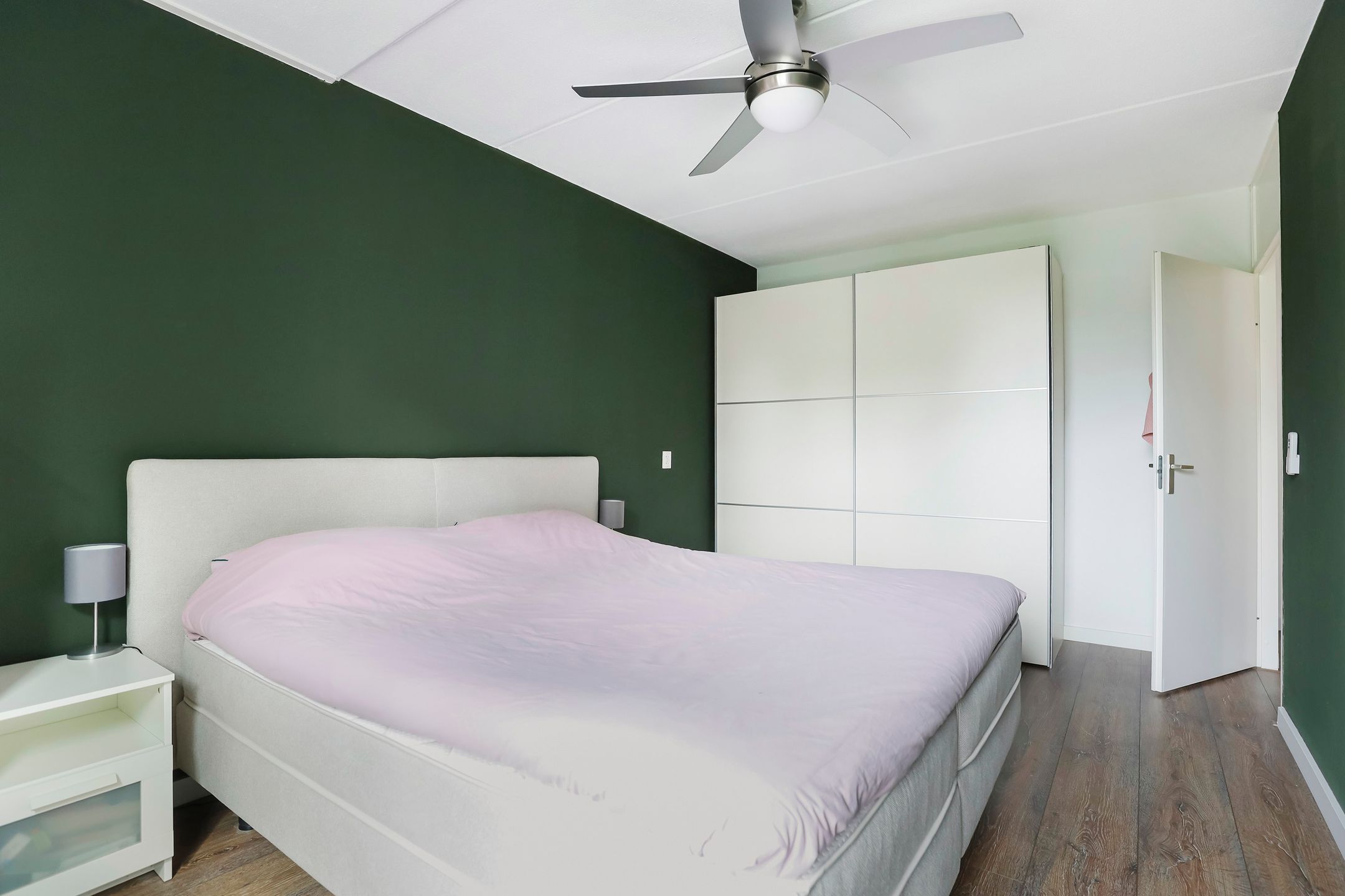 Foto 24 van Minervalaan 5