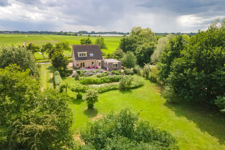 Photo 1 of Overheicop 68-B