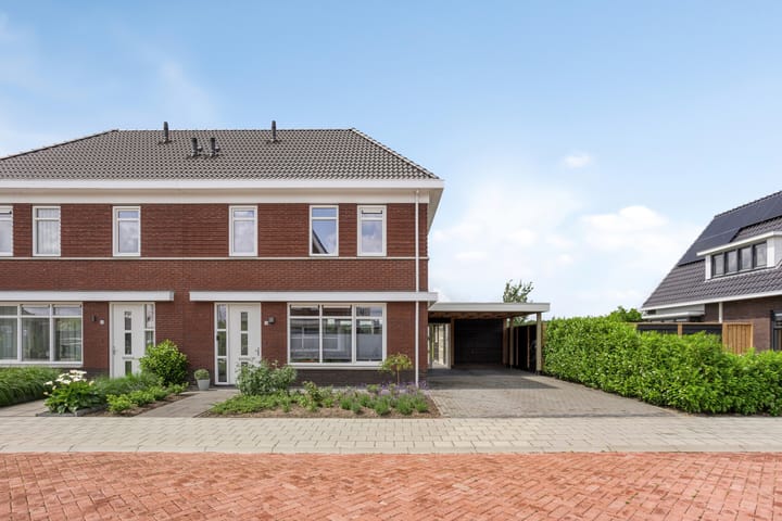 Foto 5 van de Weerstallen 48