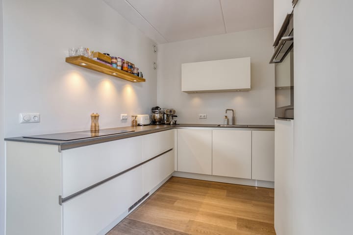 Foto 12 van de Weerstallen 48