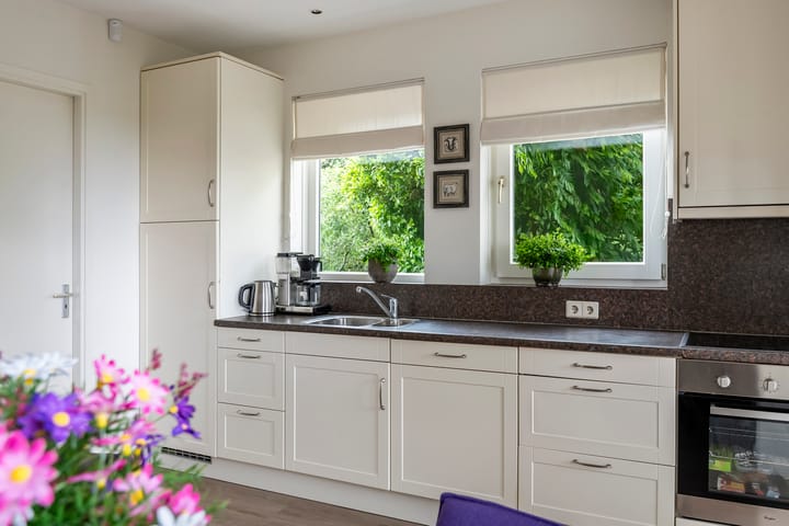 Photo 18 of Overheicop 68-B