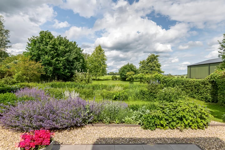 Photo 27 of Overheicop 68-B