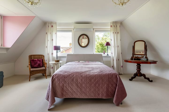 Photo 37 of Overheicop 68-B