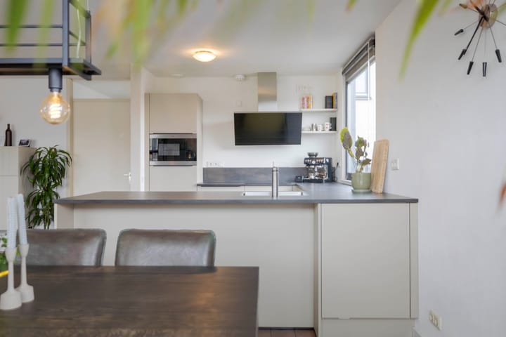 Foto 21 van Janslangstraat 14-13