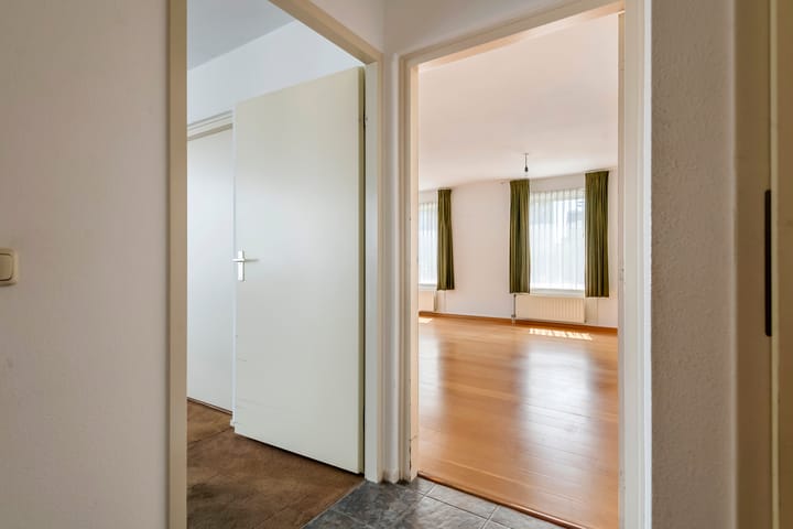 Foto 14 van Rooijsestraat 46-04