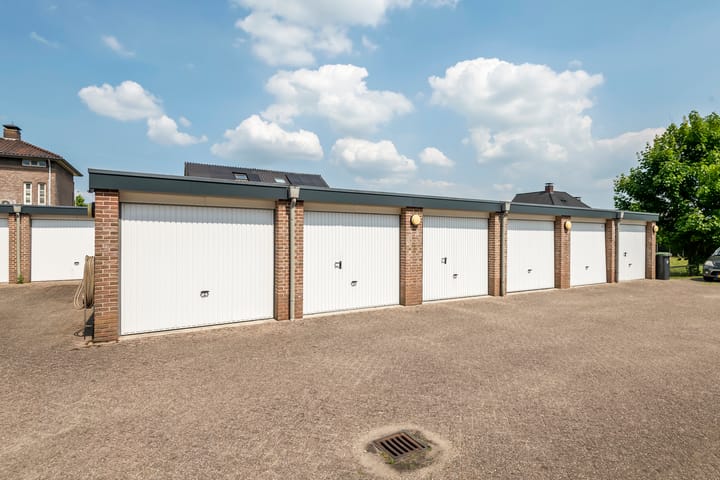 Foto 30 van Rooijsestraat 46-04