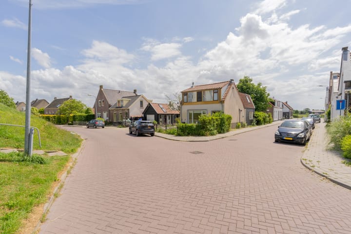 Foto 32 van Molenstraat 5