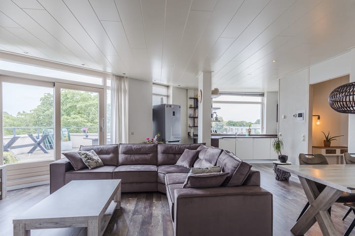 Photo 2 of Boterstraat 18-H