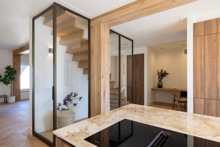 Foto 5 van Naarderstraat 19