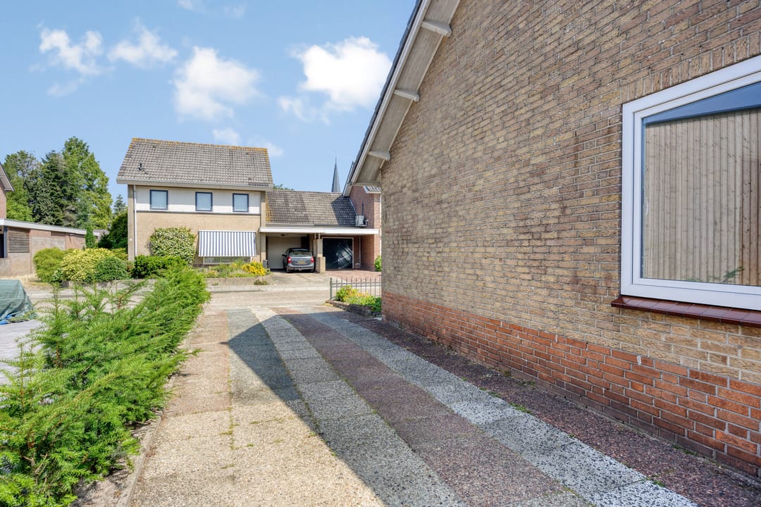 Foto 32 van Burchtstraat 1