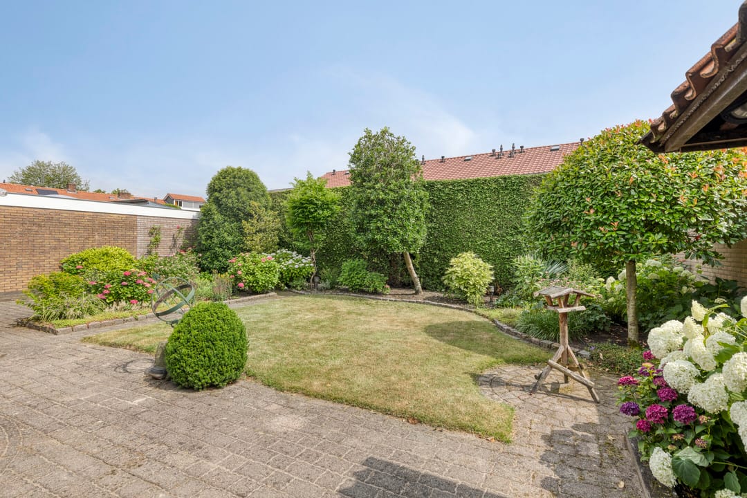 Foto 26 van Bloemenkamplaan 14