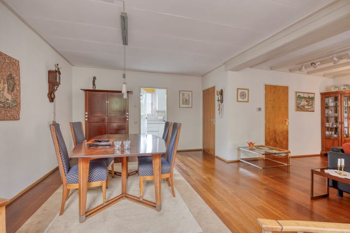 Foto 16 van Tuinlaan 16