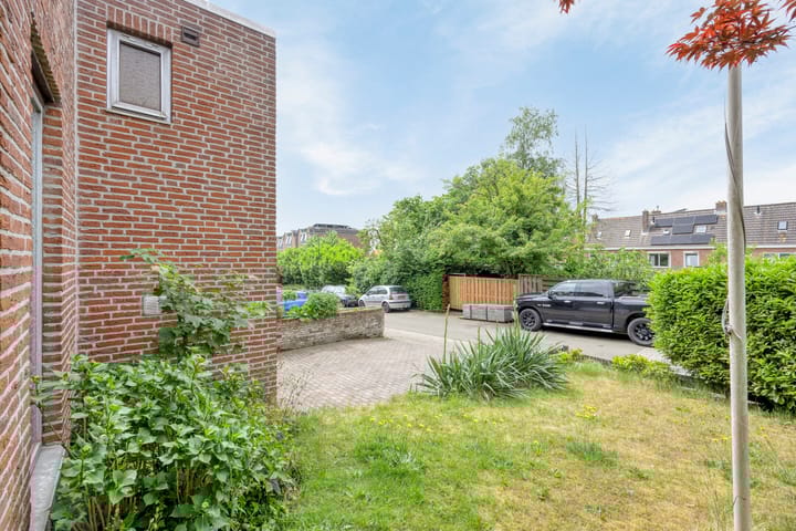 Foto 44 van Tuinlaan 16