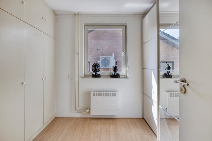 Photo 30 of Pater Schreursstraat 15