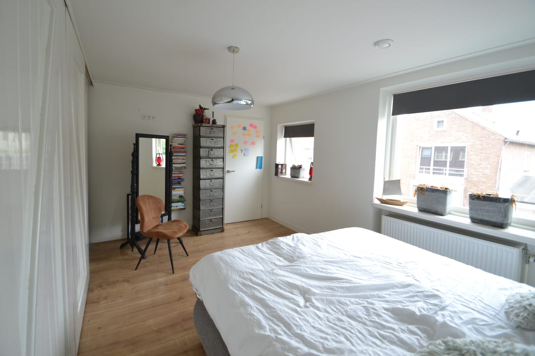 Foto 13 van Jan Tooropstraat 4