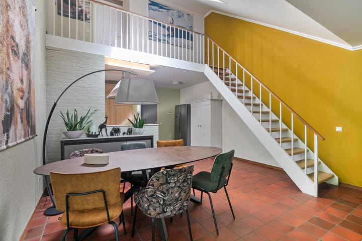 Foto 12 van Adelbertweg 39