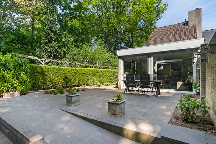 Foto 36 van Adelbertweg 39