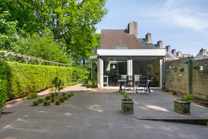 Foto 38 van Adelbertweg 39