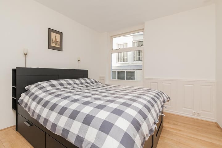 Photo 6 of Bloemgracht 130-H