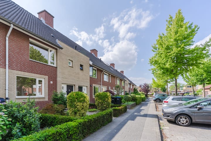 Photo 5 of Roald Dahllaan 15