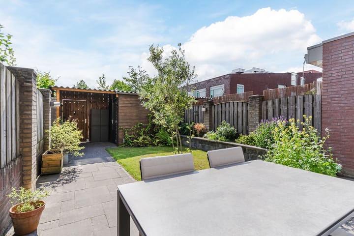 Photo 15 of Roald Dahllaan 15