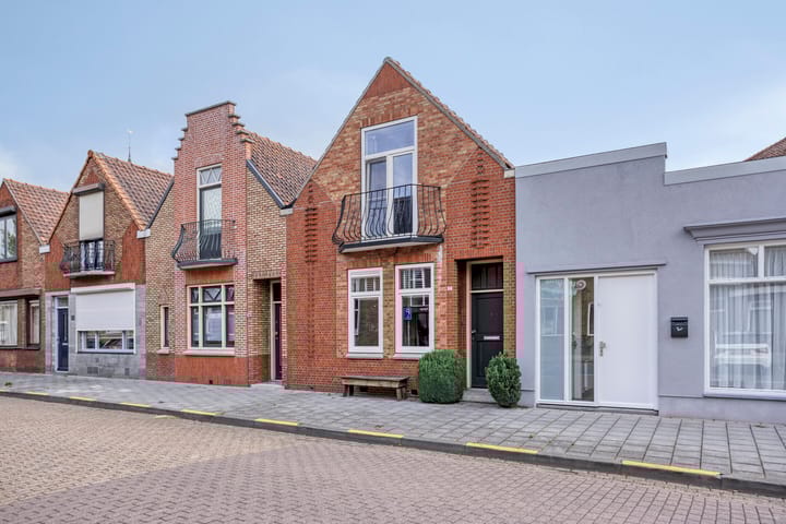 Photo 6 of Wilhelminalaan 17