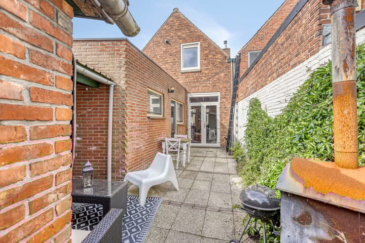 Photo 21 of Wilhelminalaan 17