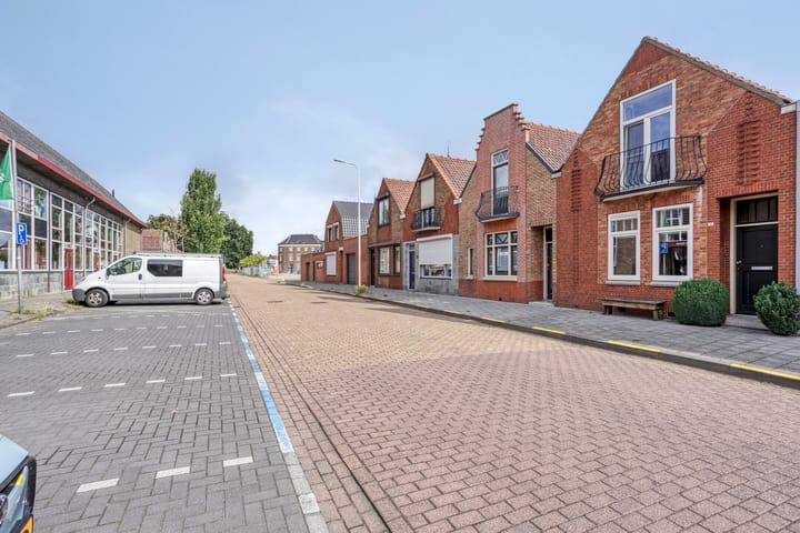 Photo 23 of Wilhelminalaan 17