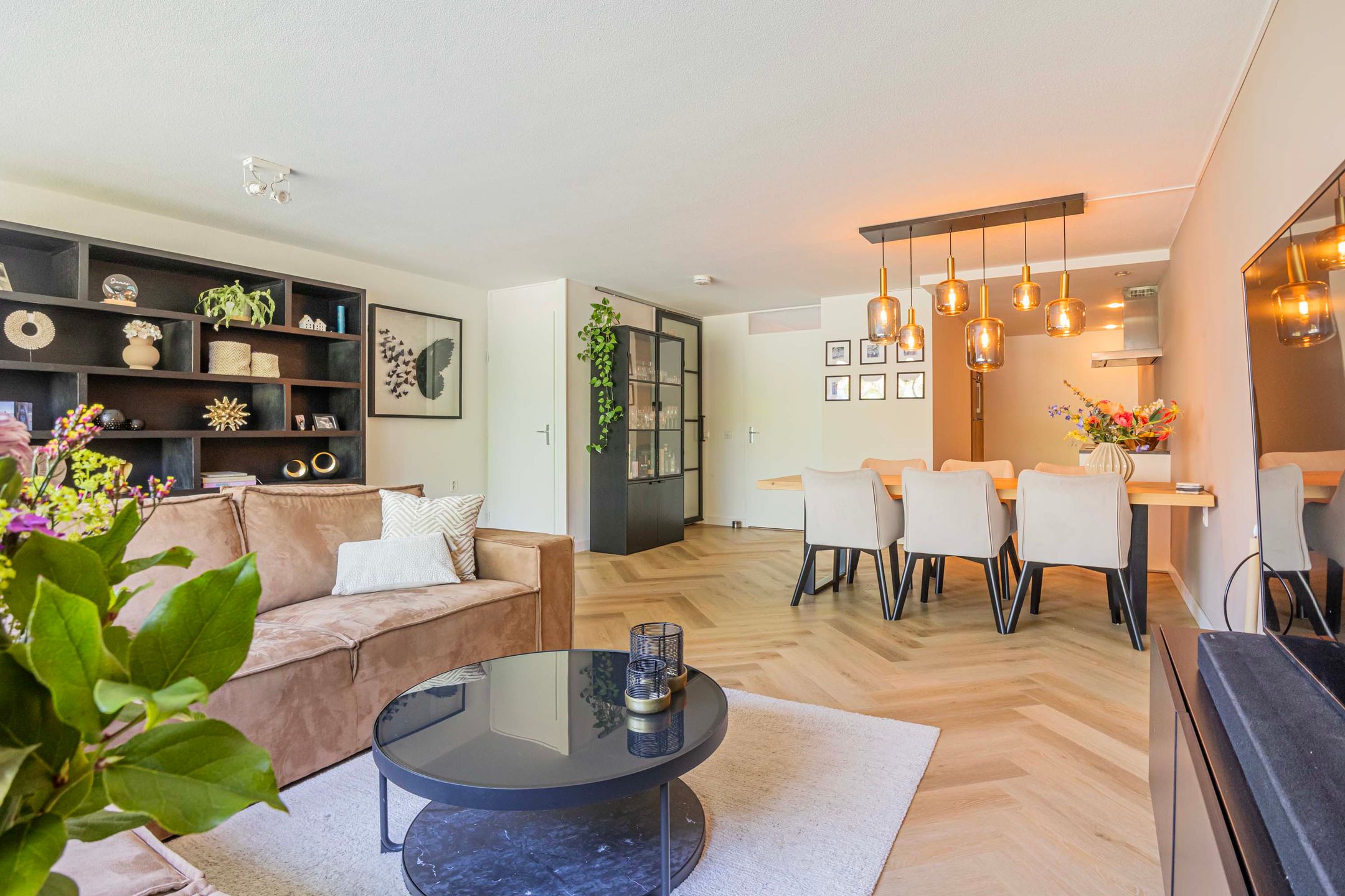 Foto 9 van Meerval 62