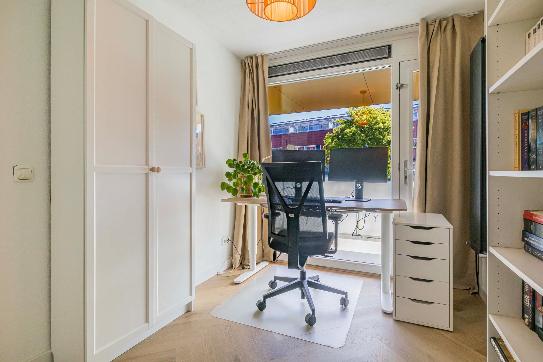 Foto 12 van Meerval 62