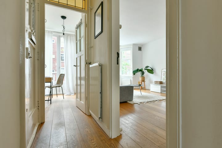 Photo 9 of John Franklinstraat 85-1