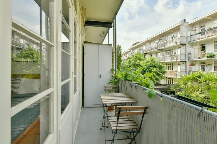 Photo 16 of John Franklinstraat 85-1