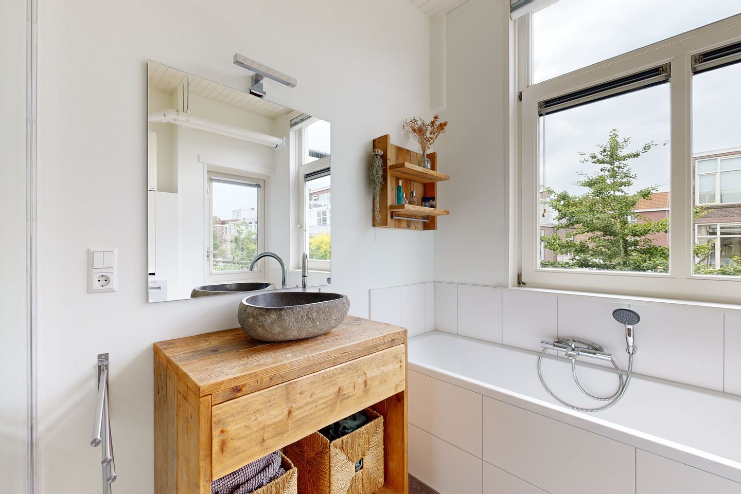 Foto 20 van Sneeuwbalstraat 6