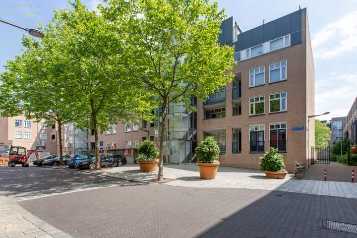 Foto 25 van Blekerstraat 165