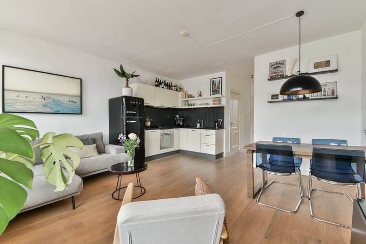 Foto 7 van Beukenplein 11-2