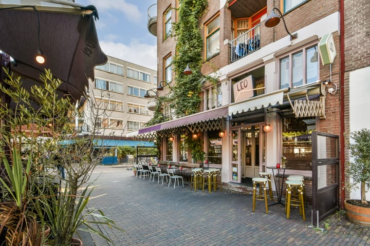 Foto 24 van Beukenplein 11-2